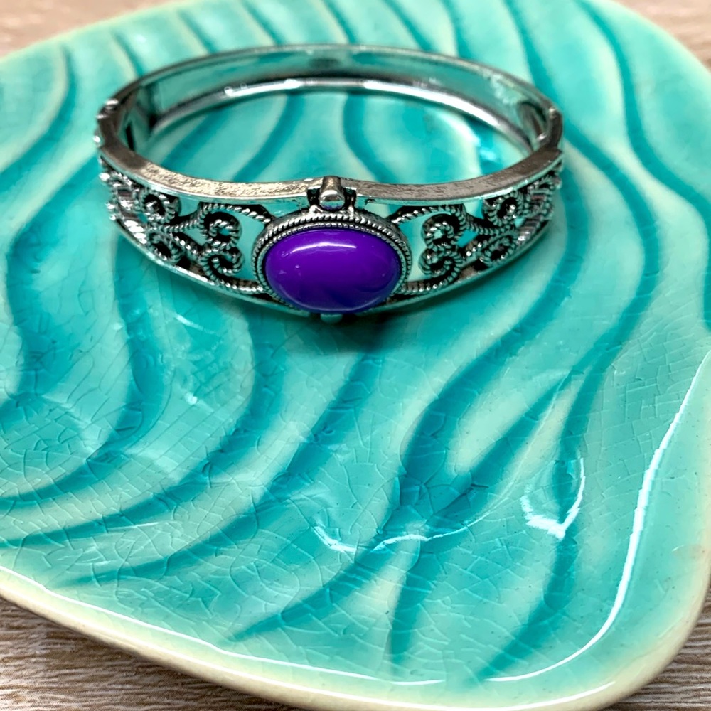 Purple paparazzi bracelet